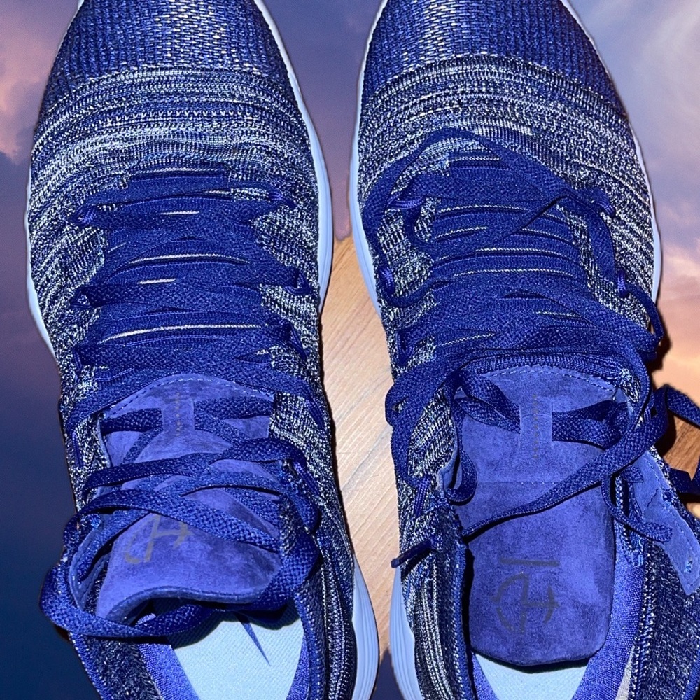MENS Nike Hyperdunk Flyknit